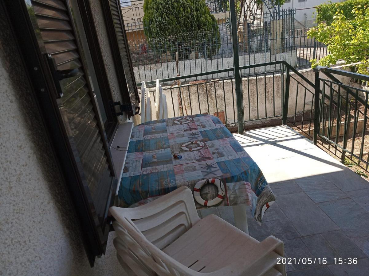 Sea View Dilesi Villa Dhilesi ภายนอก รูปภาพ
